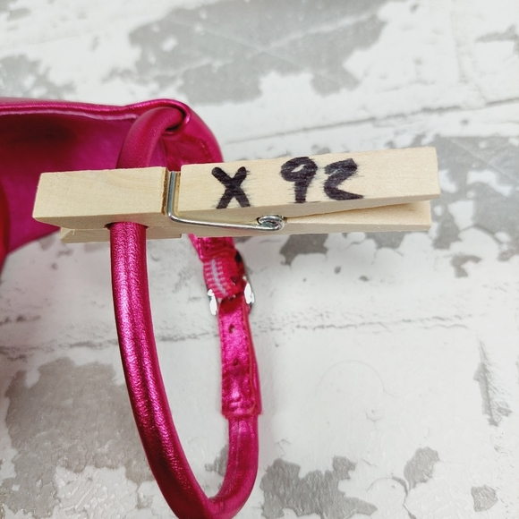 Marc Fisher Derine Barbie Pink Buckle Ankle Strap Heeled Sandals X92 - Picture 11 of 11